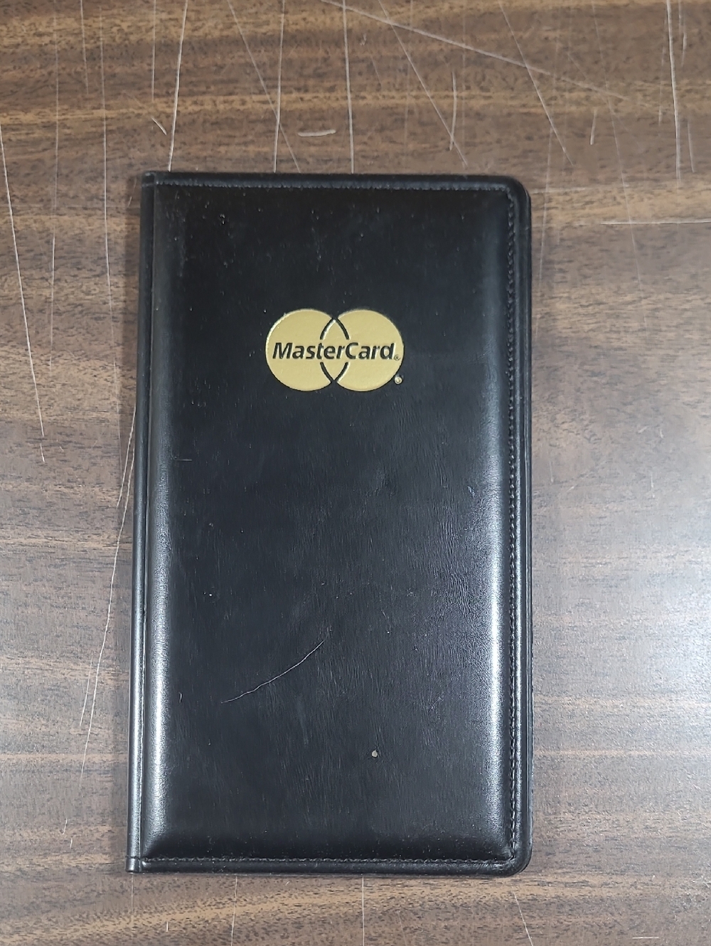 MasterCard Black Leather Check Presenter with Gold Logo